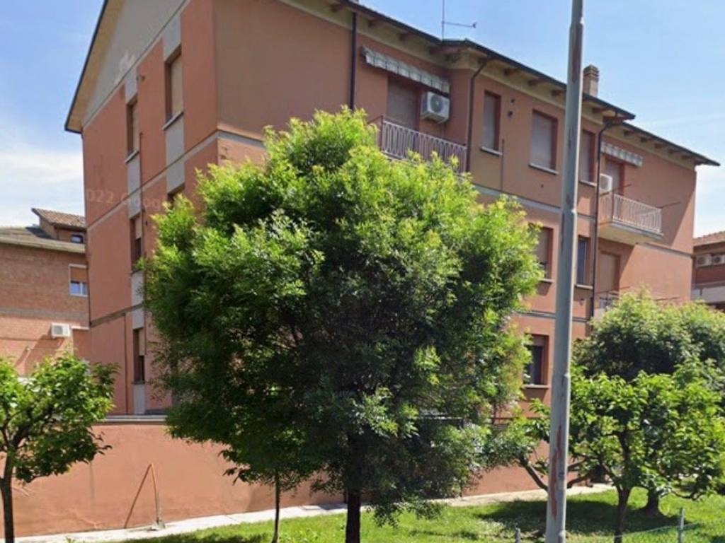 Appartamento a Calderara di reno in Via Achille Grandi, 12 - Foto 2