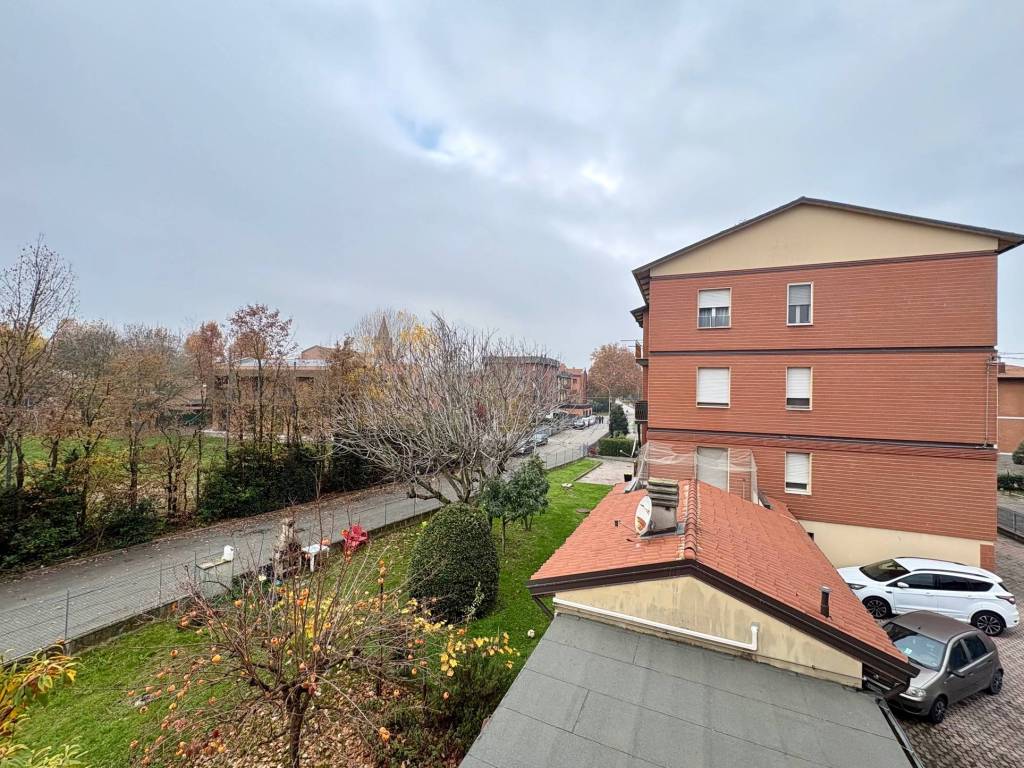 Appartamento a Calderara di reno in Via Achille Grandi, 12 - Foto 5