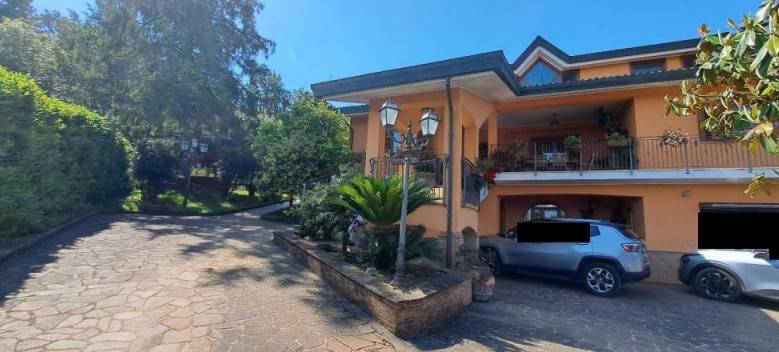 Villa a Ceccano in Via Celleta - Foto 2