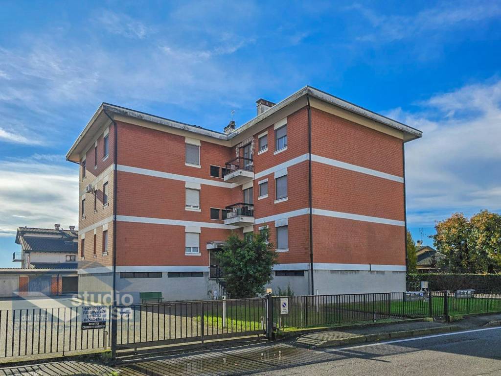 Appartamento a Mairago in VIA MOSE BIANCHI, 29 - Foto 3