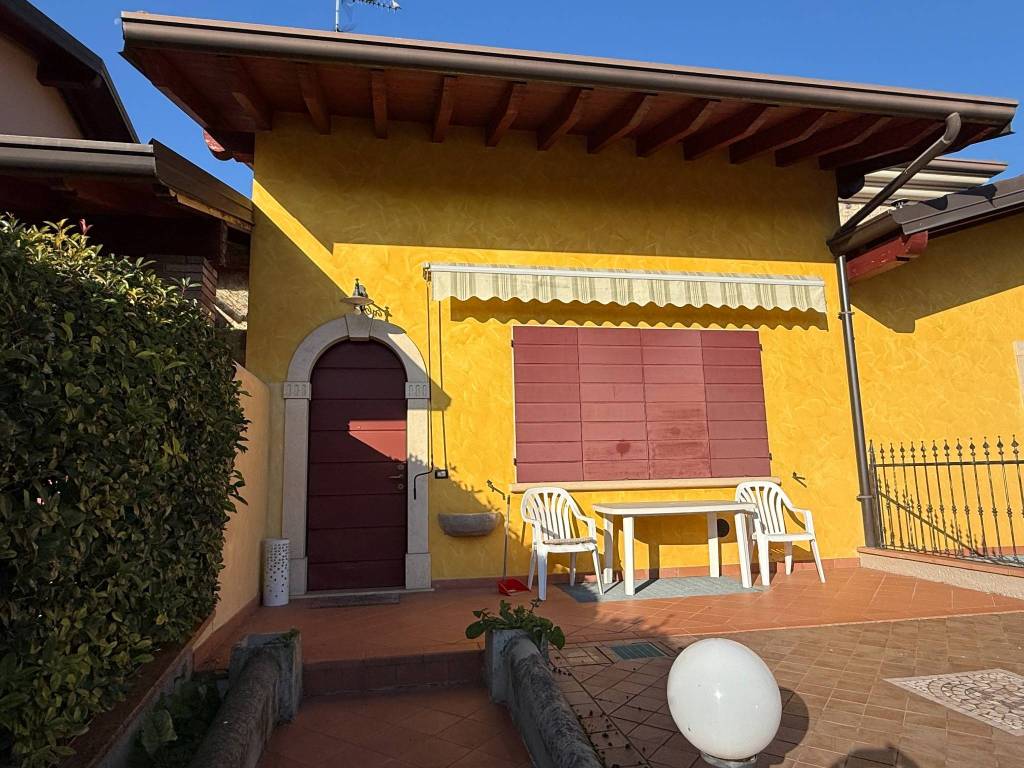 Casa indipendente a Ghedi in Via Paolo VI, 82 - Foto 3