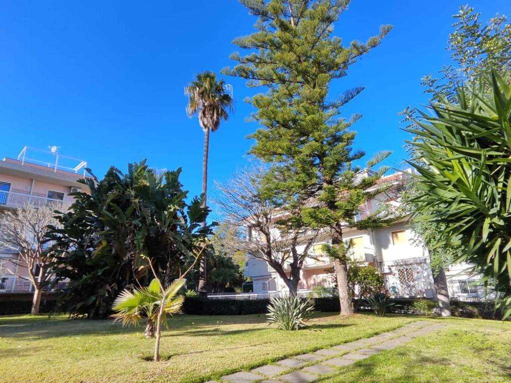 Appartamento a Aci castello in Via Acicastello - Foto 3