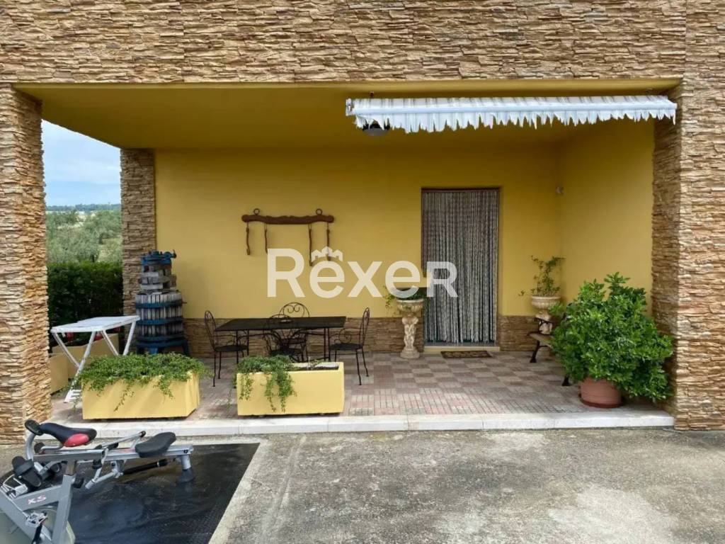 Villa a Petacciato in Contrada Colle Calcioni - Foto 4