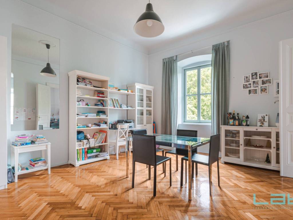 Appartamento a Trieste in Via Raffaele Zovenzoni, 1 - Foto 2