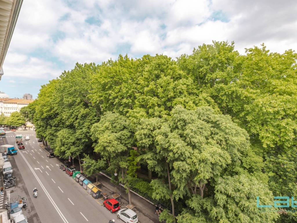 Appartamento a Trieste in Via Raffaele Zovenzoni, 1 - Foto 4