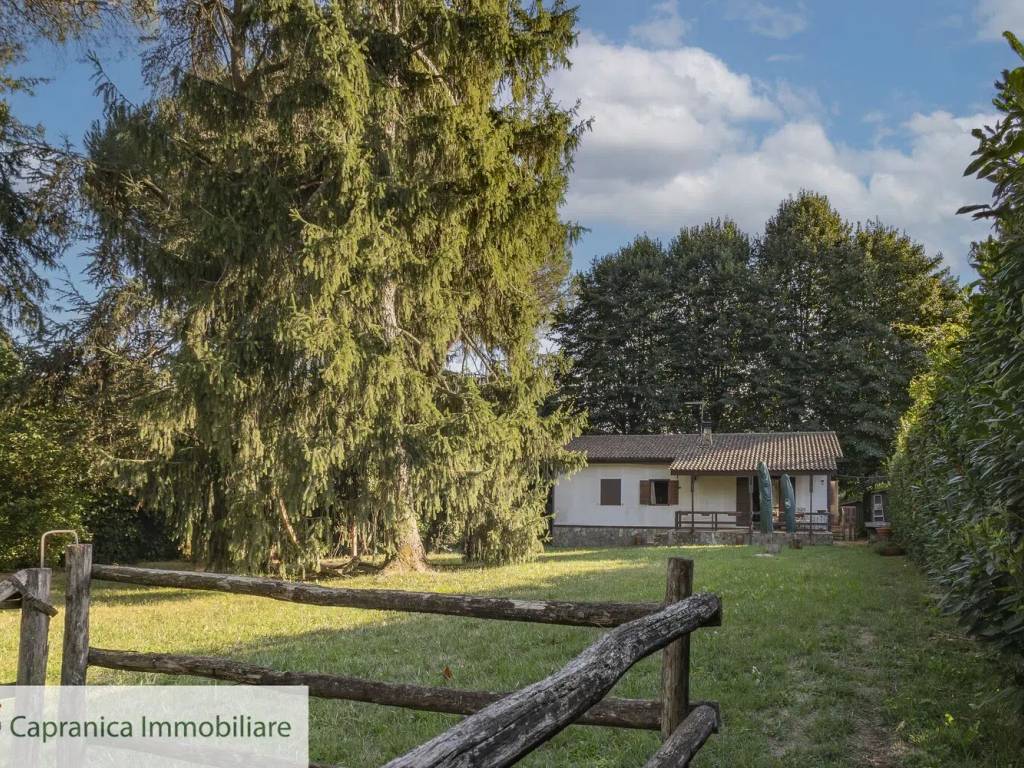 Villa a Capranica in Via Aldo Moro, 48 - Foto 2