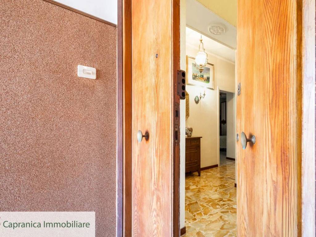 Appartamento a Capranica in Via Beata Maria De Mattias, 25 - Foto 2