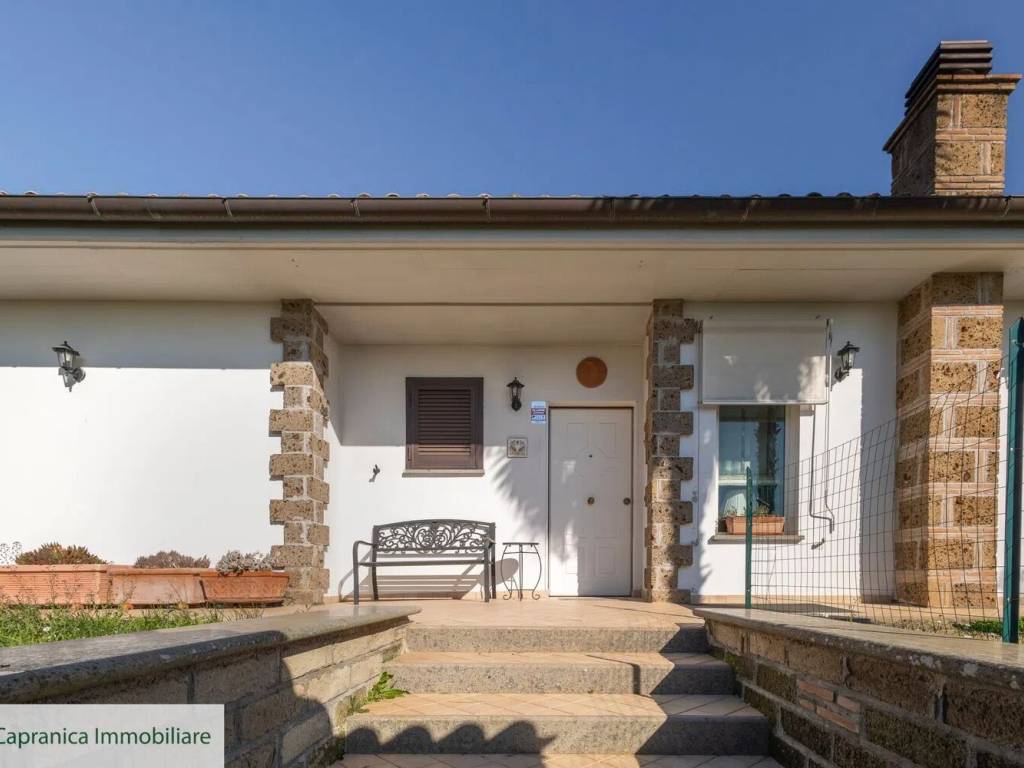 Villa a Capranica in Via Giacomo Leopardi, 5 /A - Foto 3