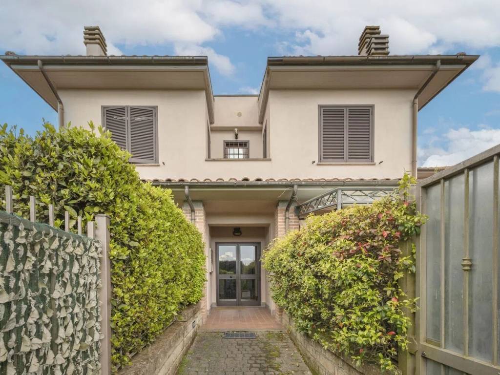 Appartamento a Capranica in Zona Artigianale No Number - Foto 2