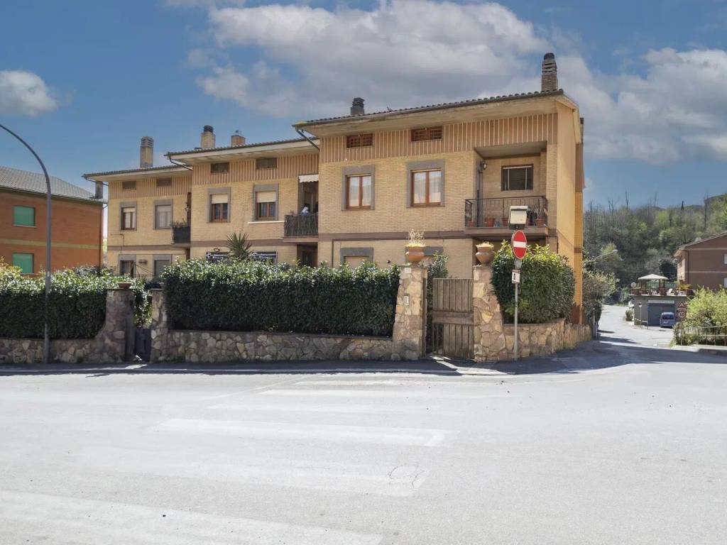 Appartamento a Capranica in Viale Giacomo Matteotti No Number - Foto 3