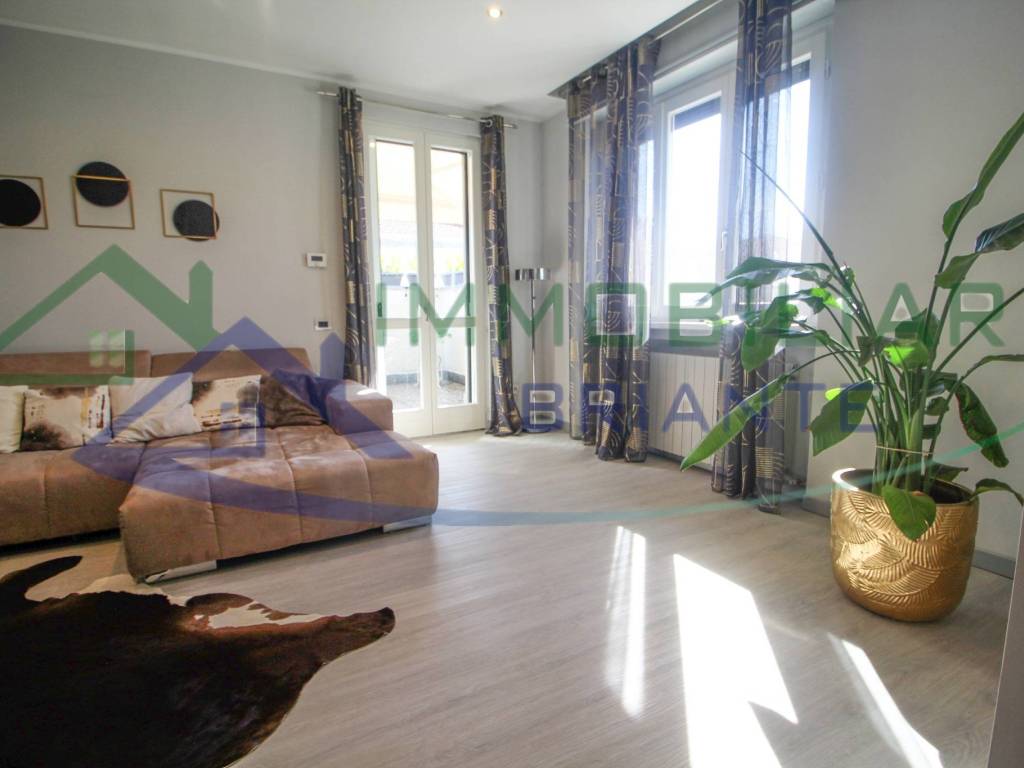 Villa a Somma lombardo in Via Pastrengo - Foto 3