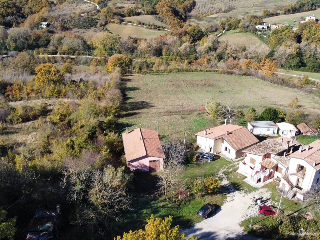 Appartamento a Nocera umbra in Vocabolo Largnano - Foto 3