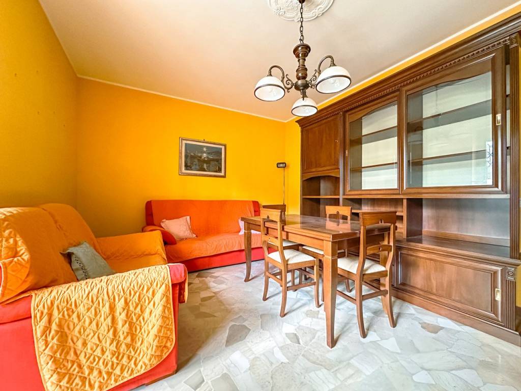 Appartamento a Borgosesia in VIA DUCA D'AOSTA 21 - Foto 4