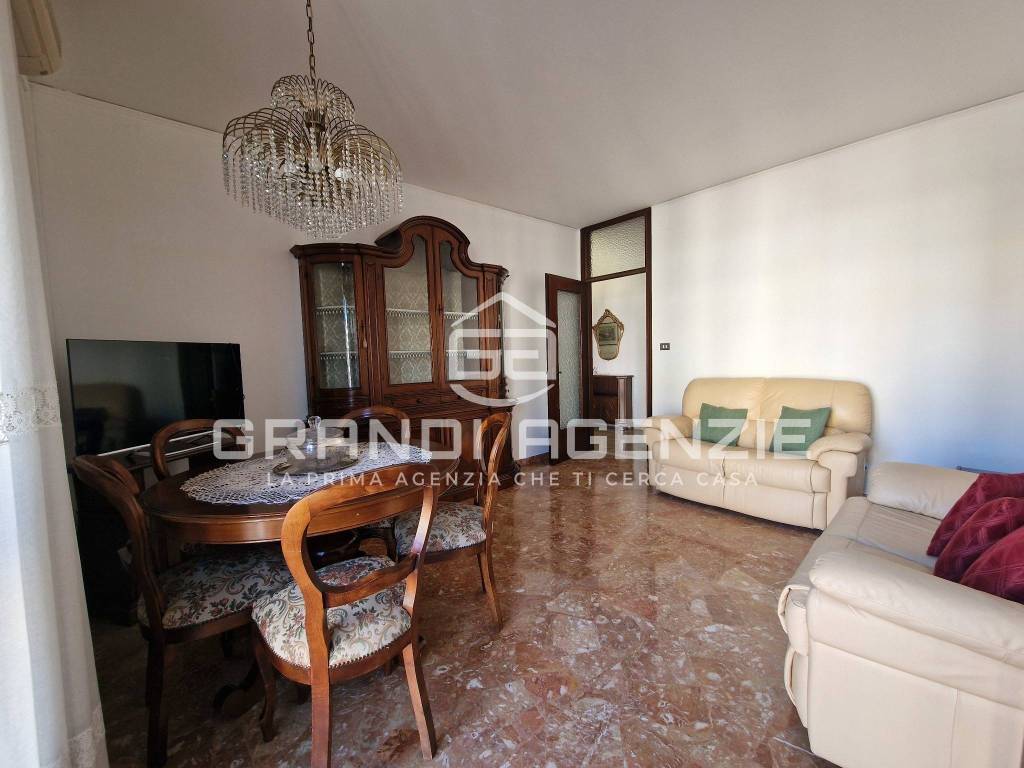 Appartamento a Verona in Via Pitagora, 3 - Foto 4