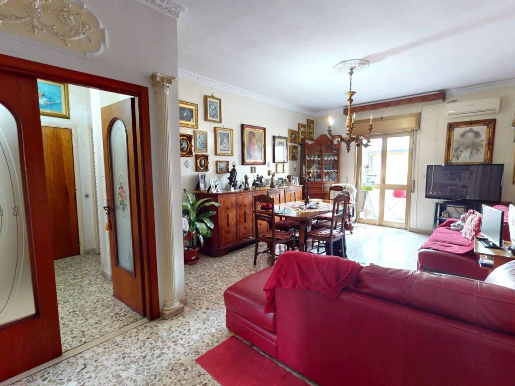 Appartamento a Casoria in Via Domenico Colasanto - Foto 2