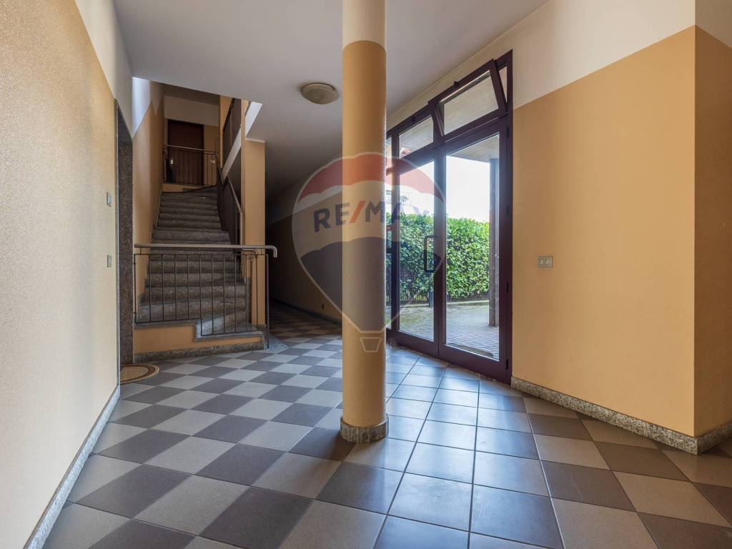 Appartamento a Cardano al campo in Via del Moncone, 60 - Foto 3