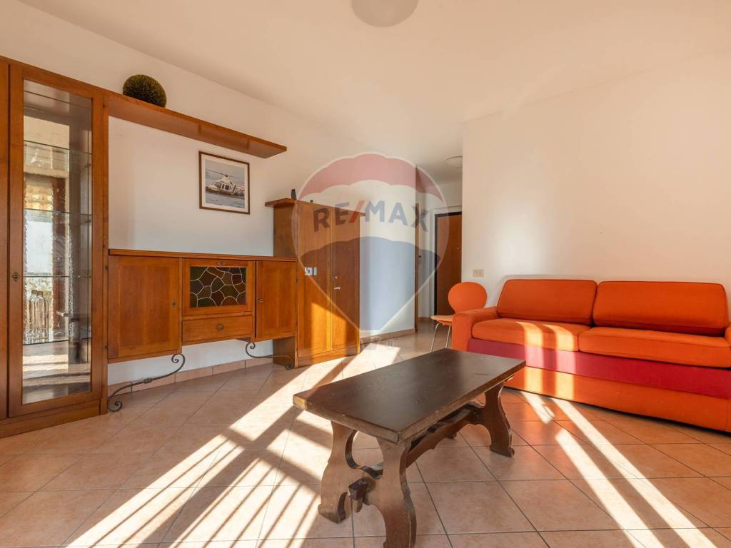 Appartamento a Cardano al campo in Via del Moncone, 60 - Foto 5