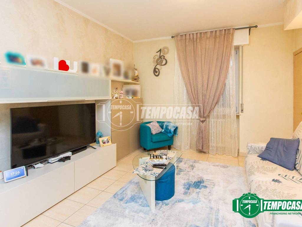 Appartamento a Bellinzago novarese in Via De Medici, 41 - Foto 4