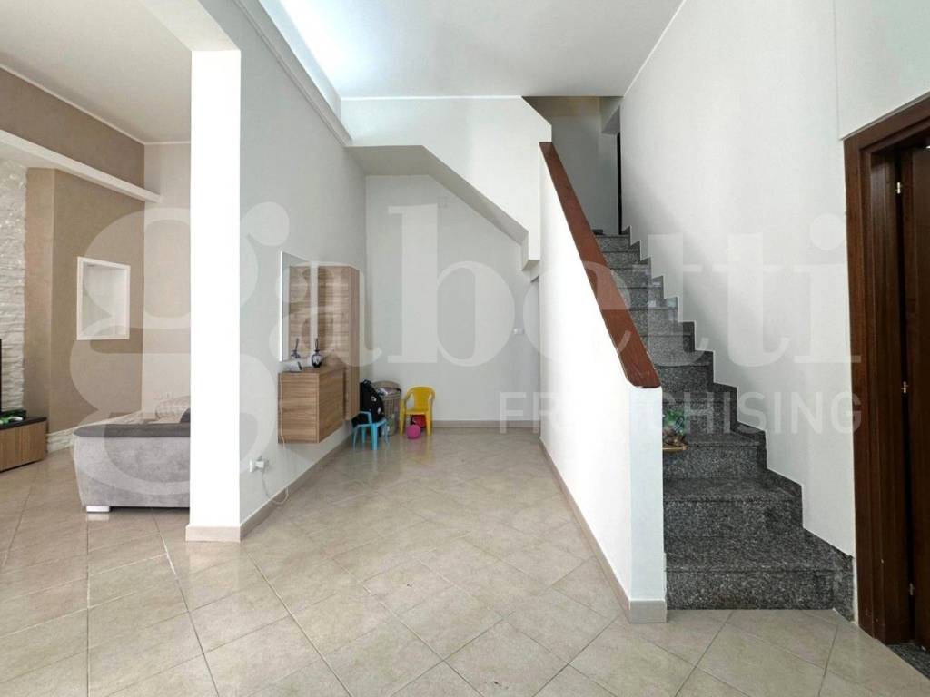 Casa indipendente a Avola in via zandonai , 33 - Foto 2