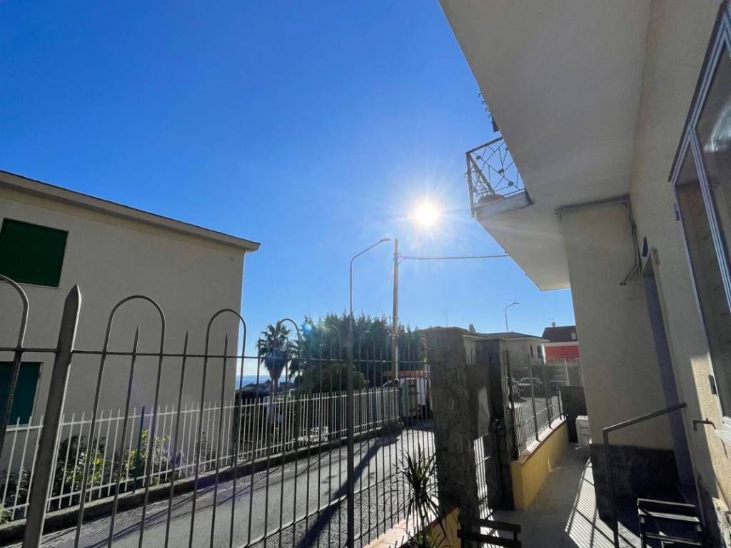 Appartamento a Albissola marina in Via Nomaxio, 15 - Foto 3