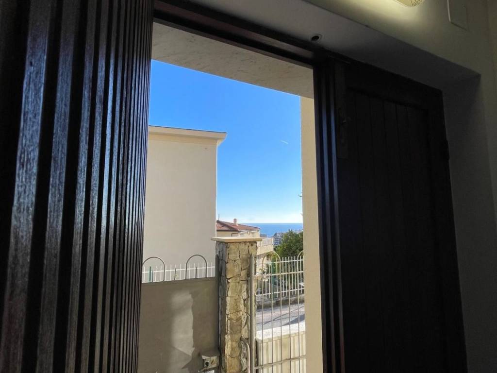 Appartamento a Albissola marina in Via Nomaxio, 15 - Foto 4