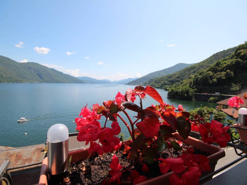 Appartamento a Cannobio in Via Nazionale, 49 - Foto 2