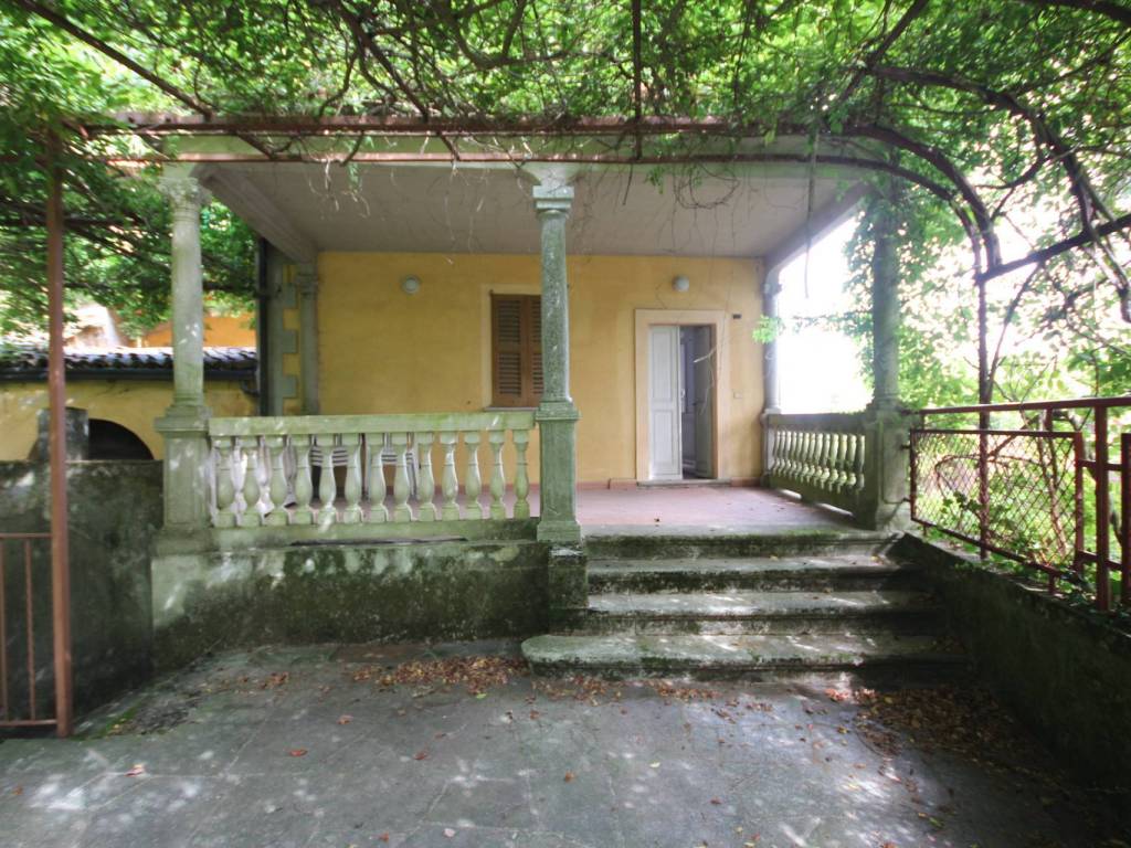 Villa a Oggebbio in Via A.Manzi - Foto 5