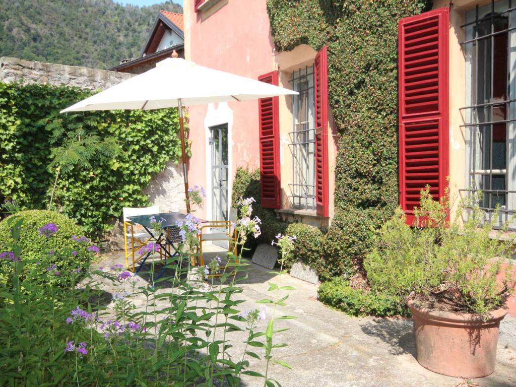 Casa indipendente a Cannobio in Via Vittorio Emanuele II, 15 - Foto 2