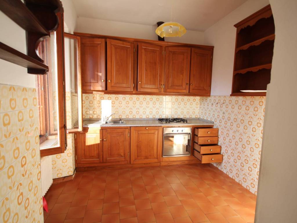Casa indipendente a Cannobio in Via Garibaldi, 12 - Foto 3