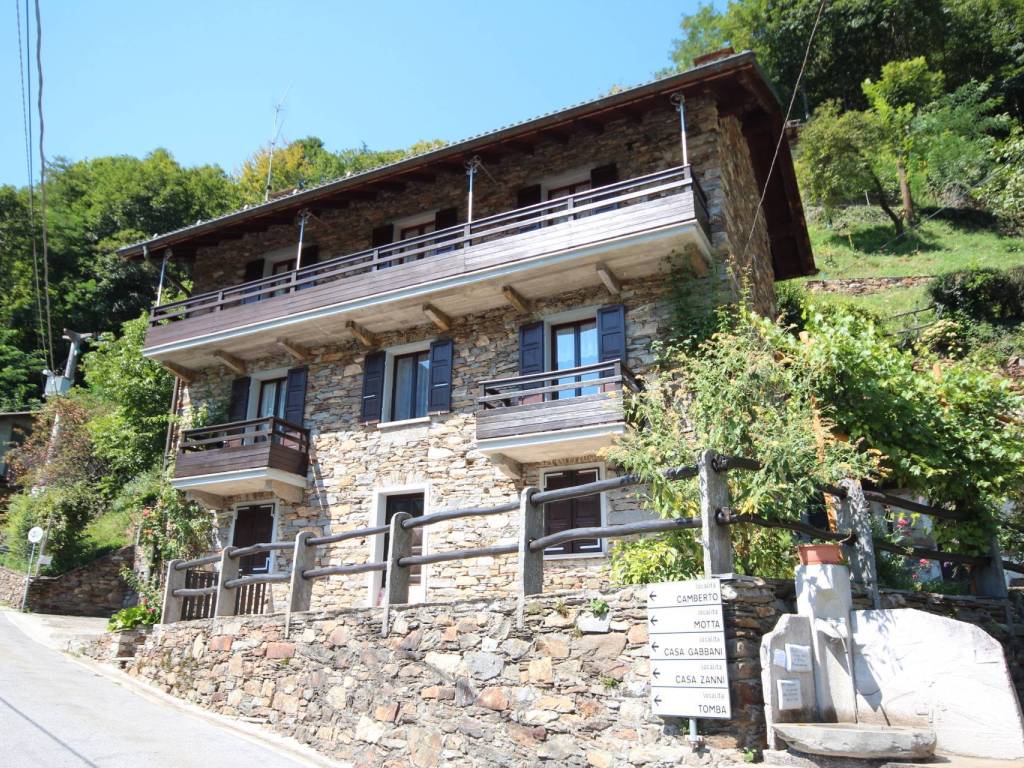 Casa indipendente a Valle cannobina in FALMENTA - VIA PER CAMBERTO - Foto 2