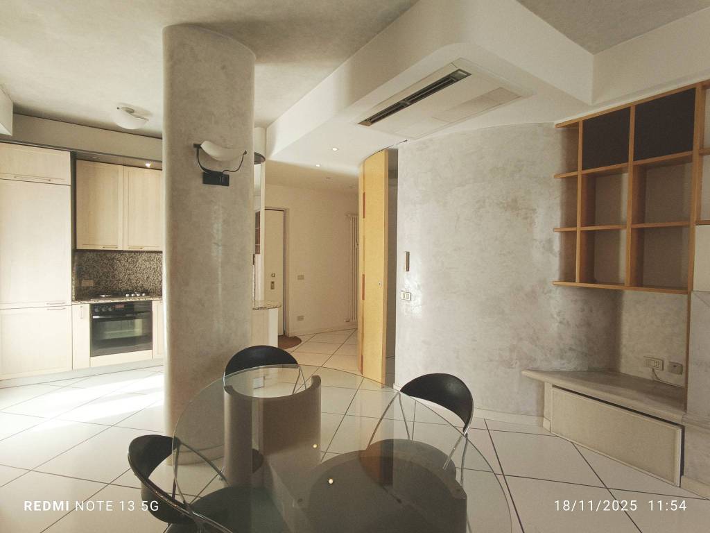 Appartamento a Como in Viale Franklin Delano Roosevelt, 12 - Foto 2