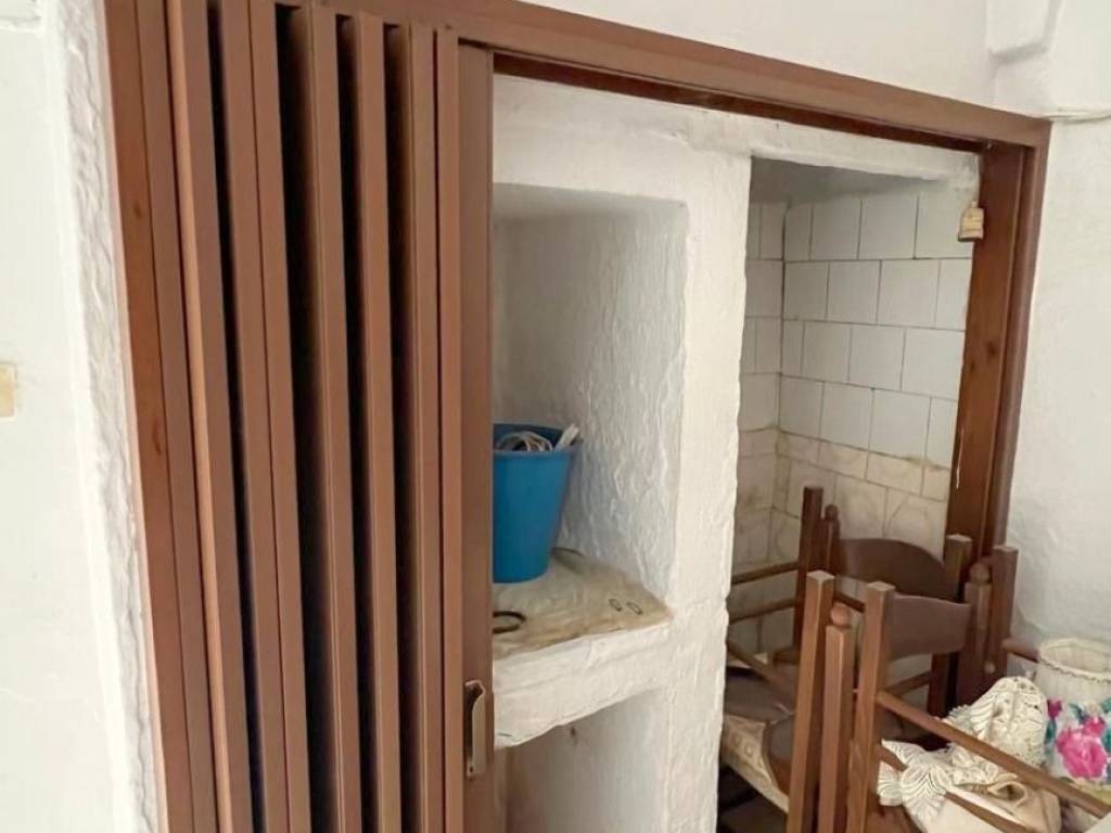 Casa indipendente a Ceglie messapica in Vico 4 Santoro Urgesi - Foto 5