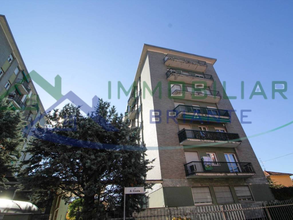 Appartamento a Gallarate in Via Andrea Costa - Foto 2