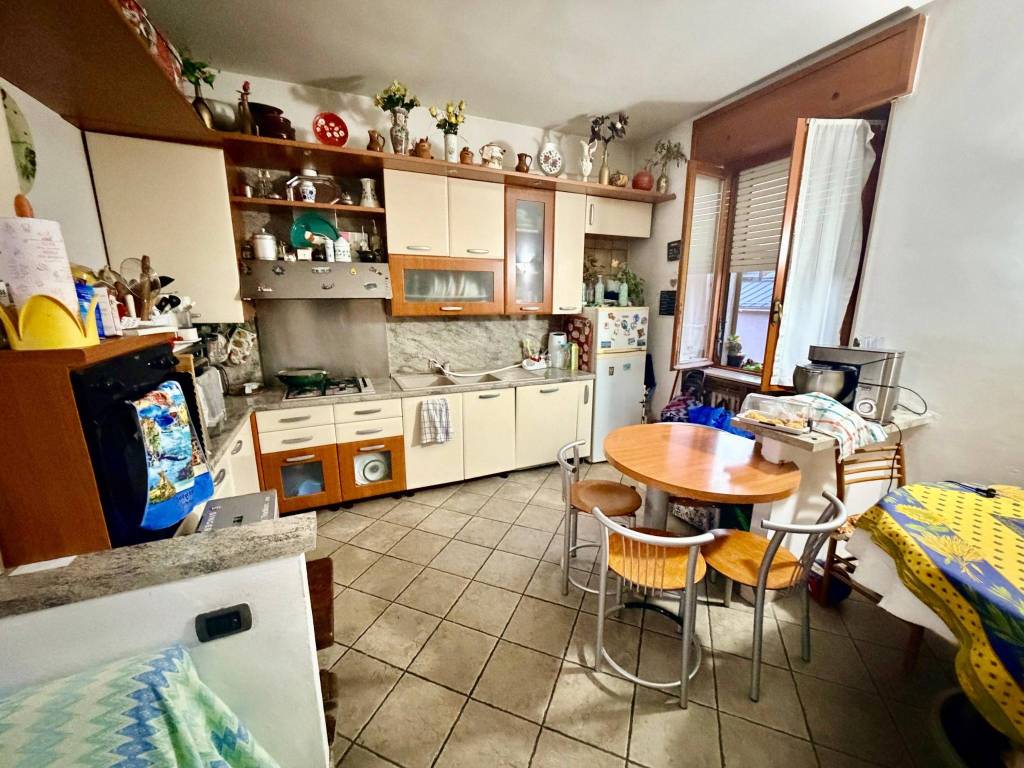 Appartamento a Piacenza in Viale Dante Alighieri - Foto 5