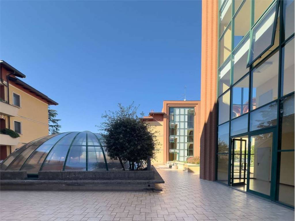 Appartamento a Somma lombardo in Via Visconti - Foto 4