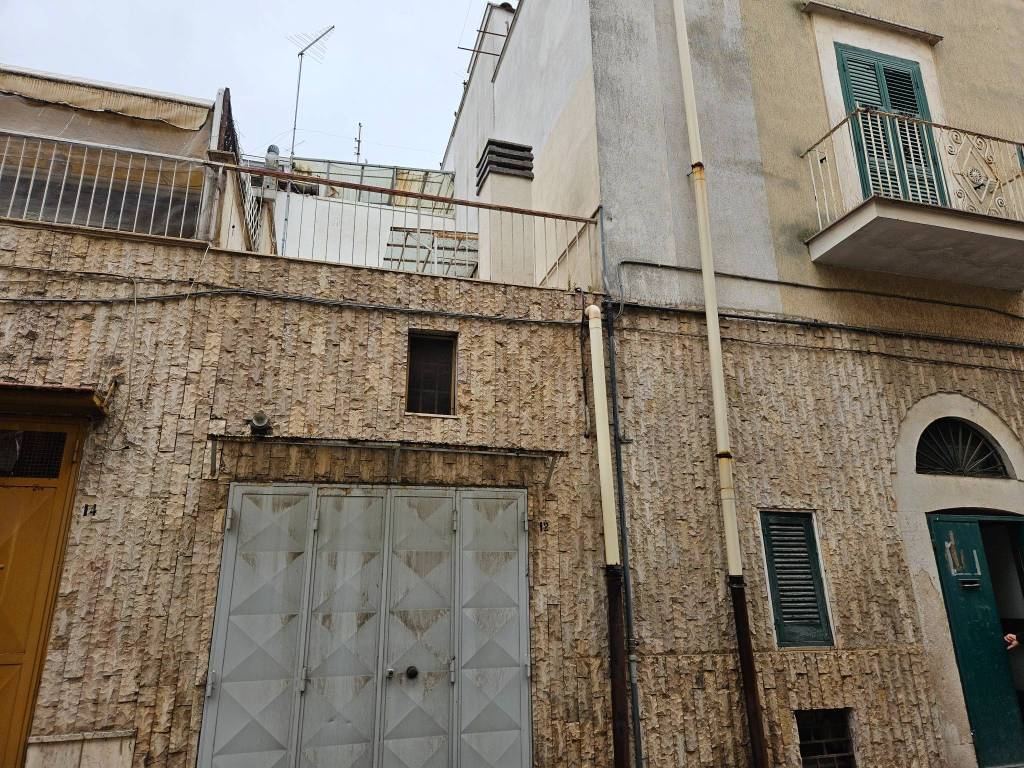 Appartamento a Canosa di puglia in Via Pantelleria - Foto 4