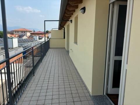 Appartamento a Azzano san paolo in Via Stezzano, 11 - Foto 2