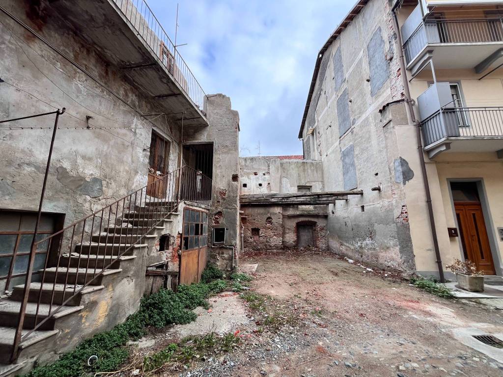 Casa indipendente a Costigliole saluzzo in Via Giuseppe Garibaldi, 14 - Foto 4