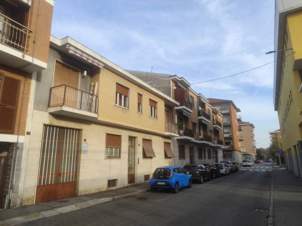 Appartamento a Venaria reale in Via 4 Novembre, 29 - Foto 2