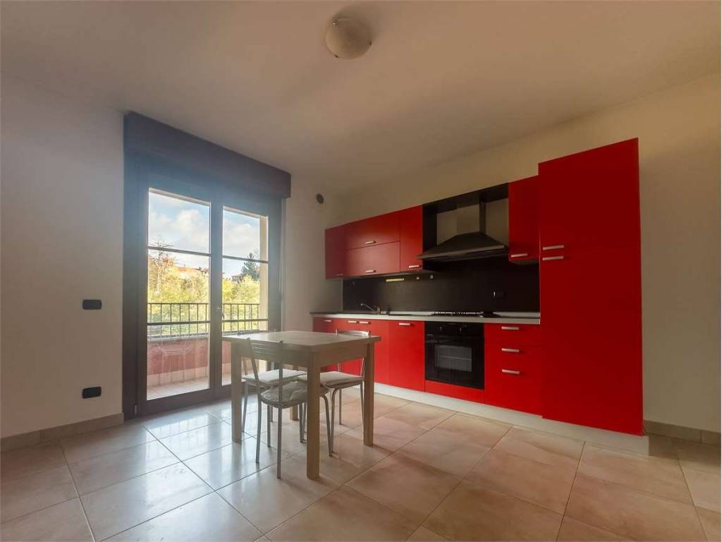 Appartamento a Somma lombardo in Via Visconti , 29 - Foto 4