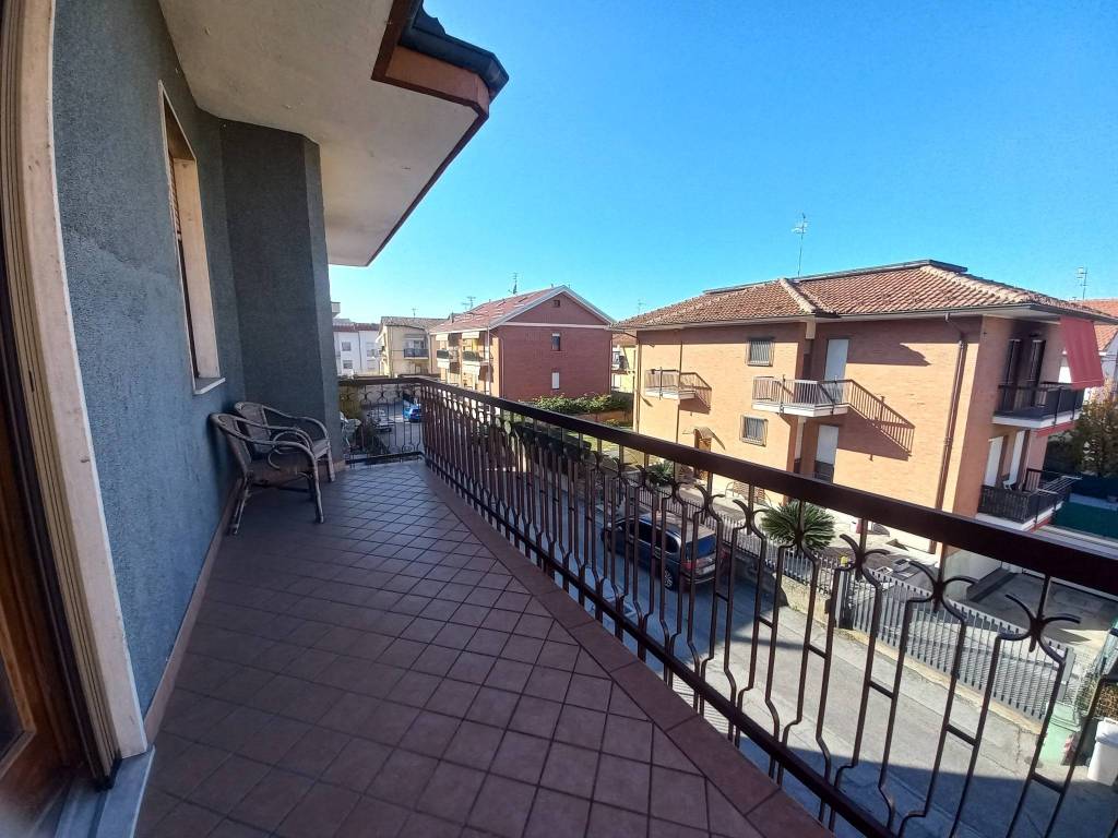 Villa a Alba in Via Albino Merau, 3 - Foto 3