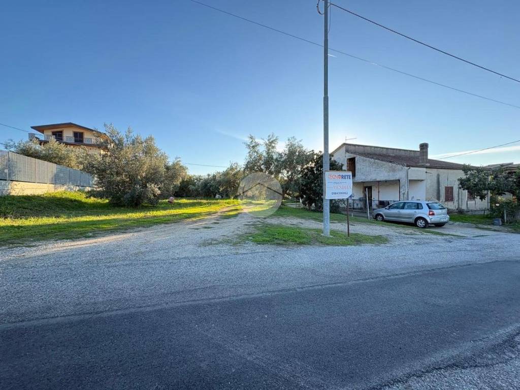 Terreno a Montalto uffugo in VIA Generale Carlo Alberto Dalla Chiesa, 19 - Foto 2