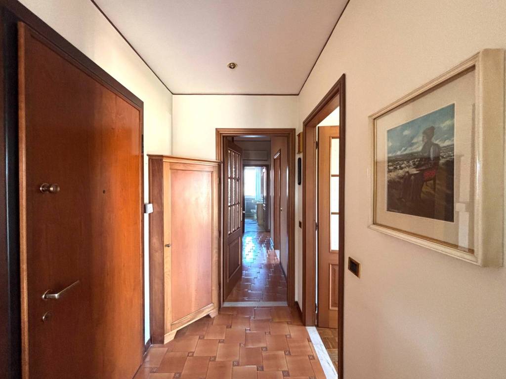 Appartamento a Mantova in Via Pietro Adamo De Micheli, 5 - Foto 2