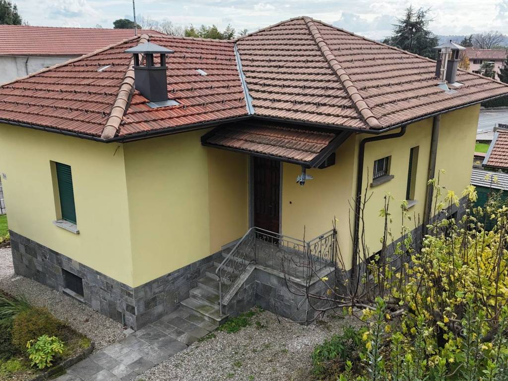 Villa a Varese in Via Pietro Micca, 39 - Foto 4