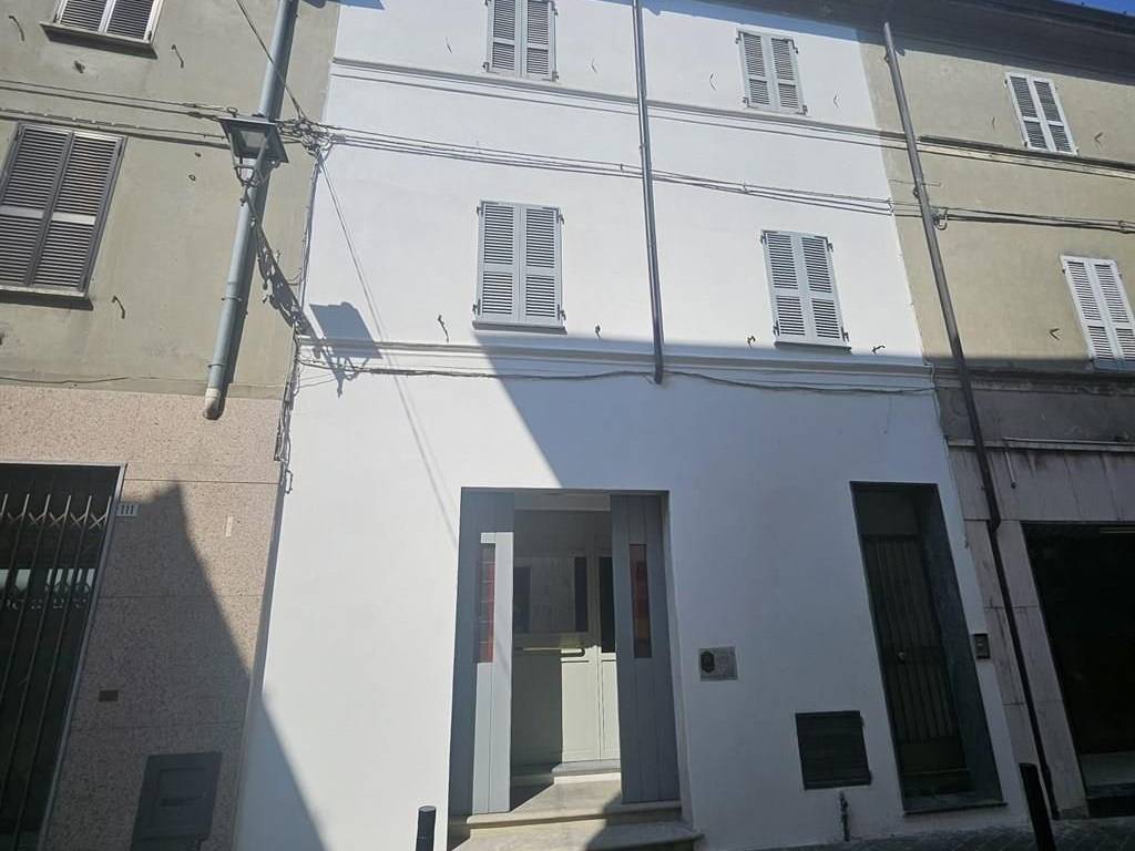 Appartamento a Borgonovo val tidone in Via Roma, 111, 29011 Borgonovo Val Tidone PC, Italia, 107 - Foto 4