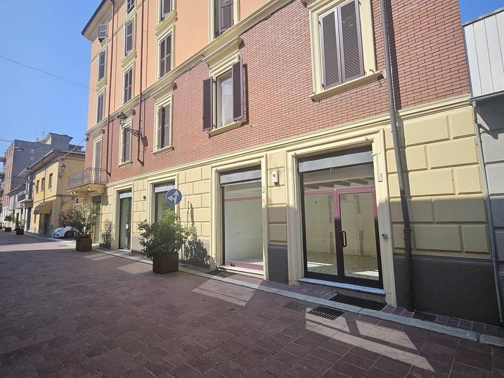 Appartamento a Borgonovo val tidone in Via Roma, 111, 29011 Borgonovo Val Tidone PC, Italia, 107 - Foto 5