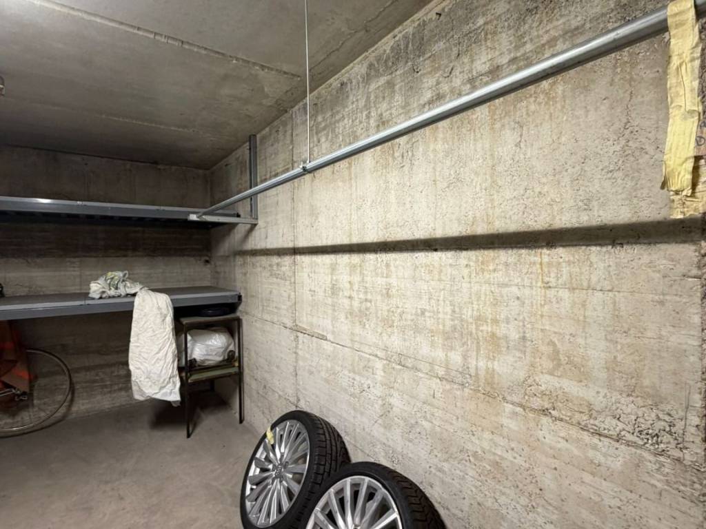 Box / garage a Saronno in Via Leonardo da Vinci, 42 - Foto 5