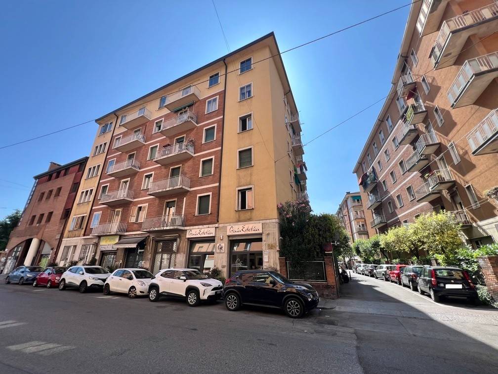 Appartamento a Bologna in Via Mascarella, 91 - Foto 2