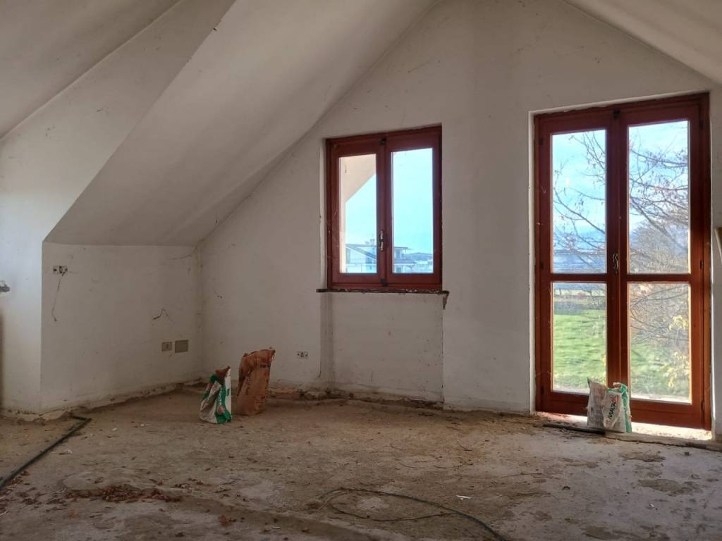 Casa indipendente a Leinì in Via Enrico Mattei 75 - Foto 2