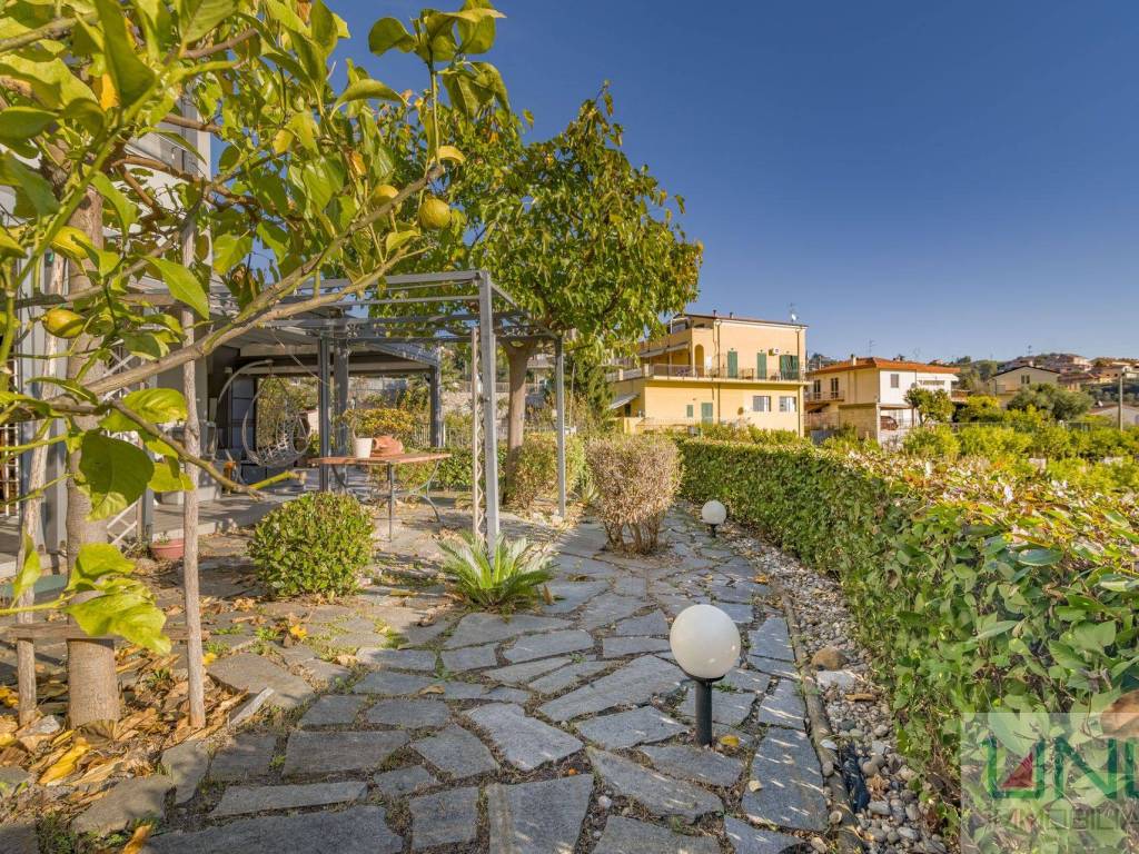 Appartamento a Boissano in Via Baroni - Foto 5